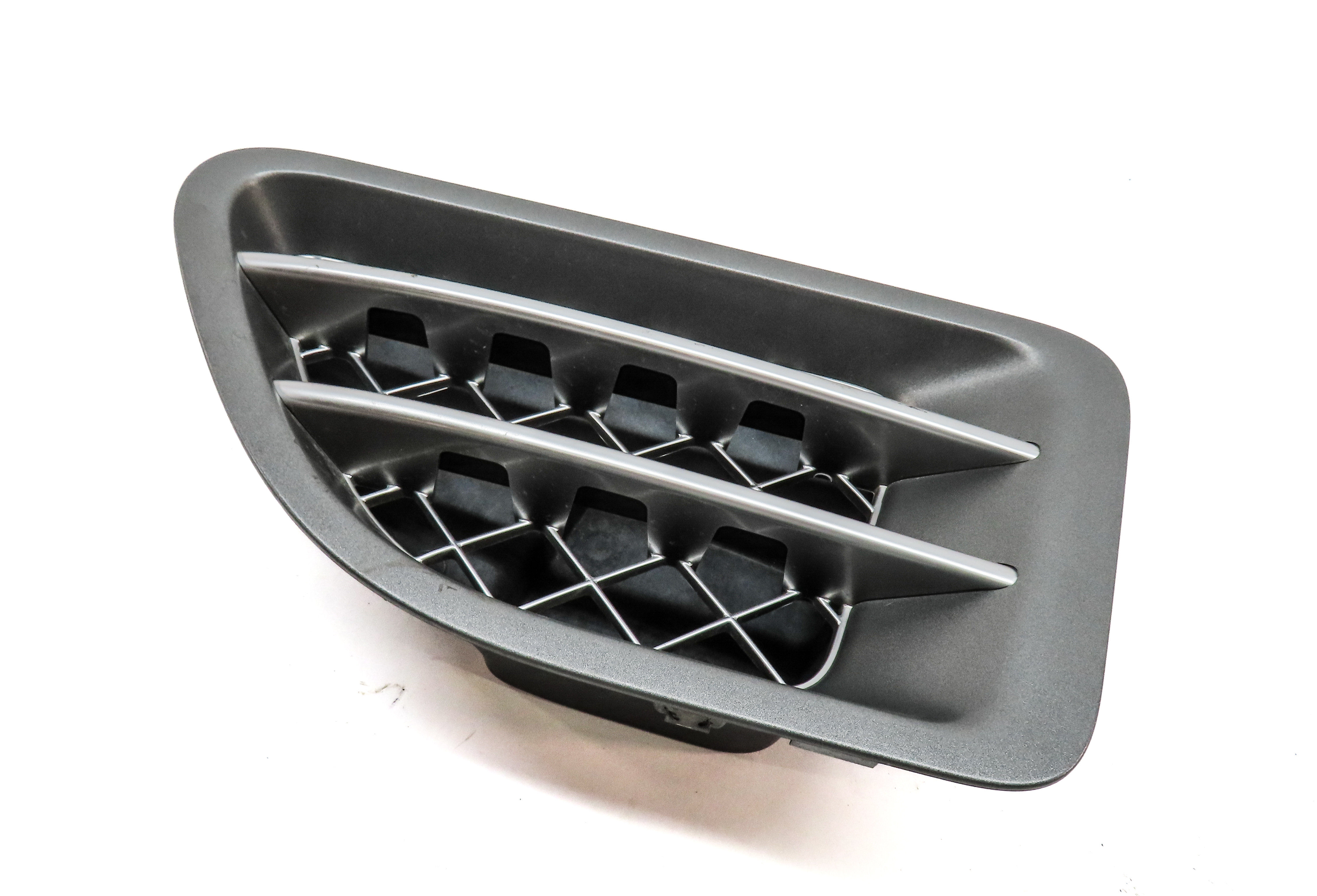 2009 LAND RANGE ROVER SPORT (L320) FRONT LEFT DRIVER FENDER AIR VENT GRILLE — exact item pictured